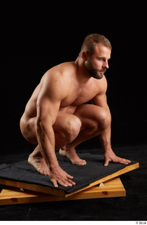 Dave  1 kneeling nude whole body 0008.jpg